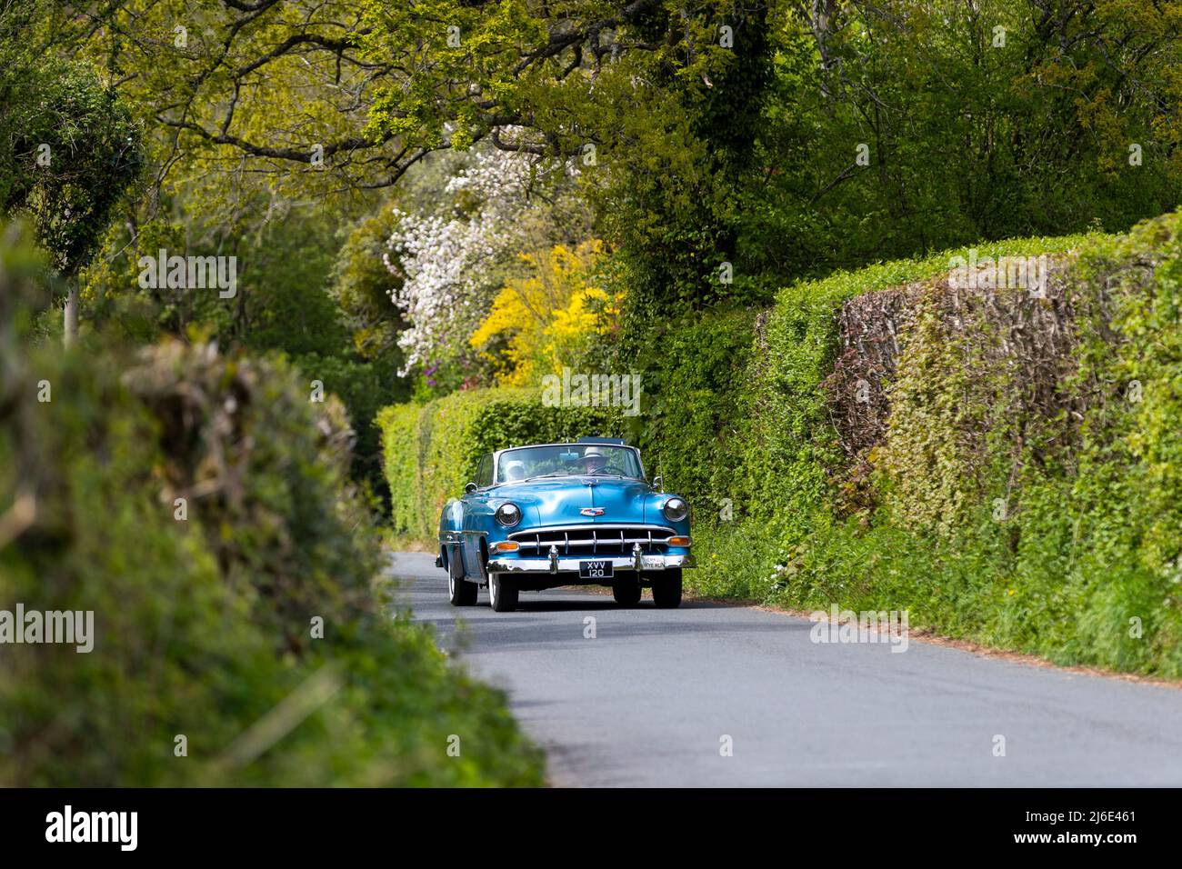 Various marques taking part in the classic cars springtime Rotary Club ...