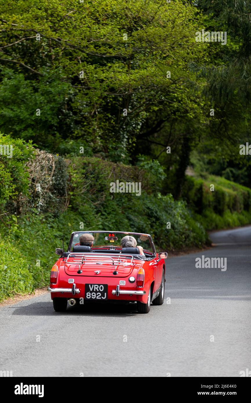 Various marques taking part in the classic cars springtime Rotary Club ...
