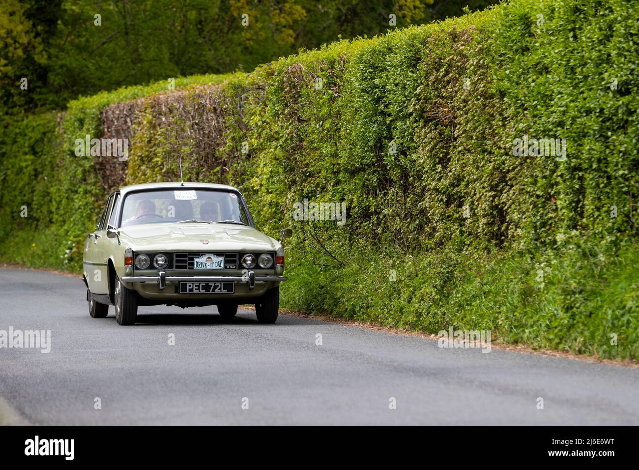 Various marques taking part in the classic cars springtime Rotary Club ...