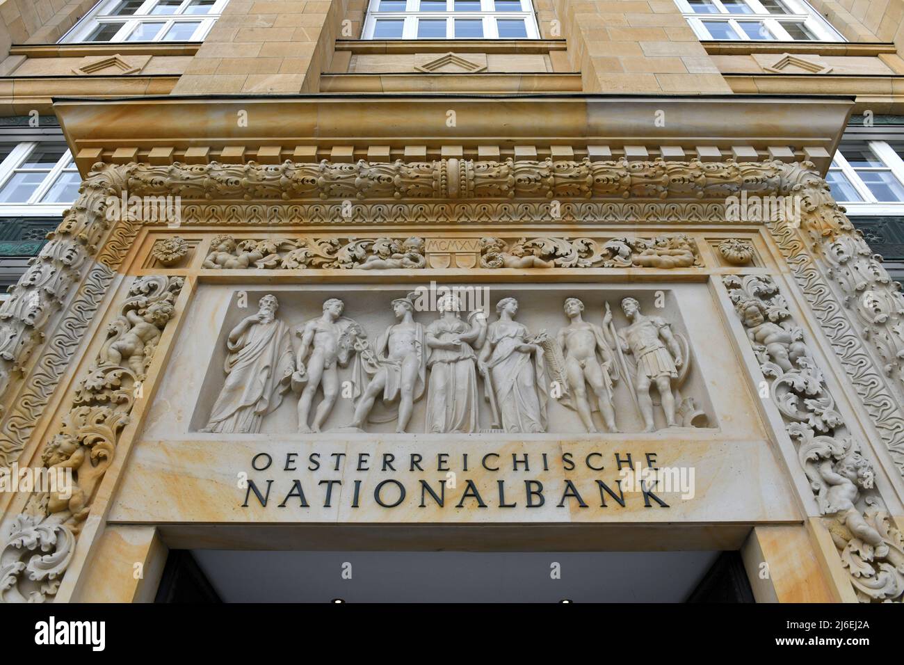 Fassade der Österreichischen Natioanlbank in Wien, Österreich, Europa - Facade of the Austrian National Bank in Vienna, Austria, Europe Stock Photo