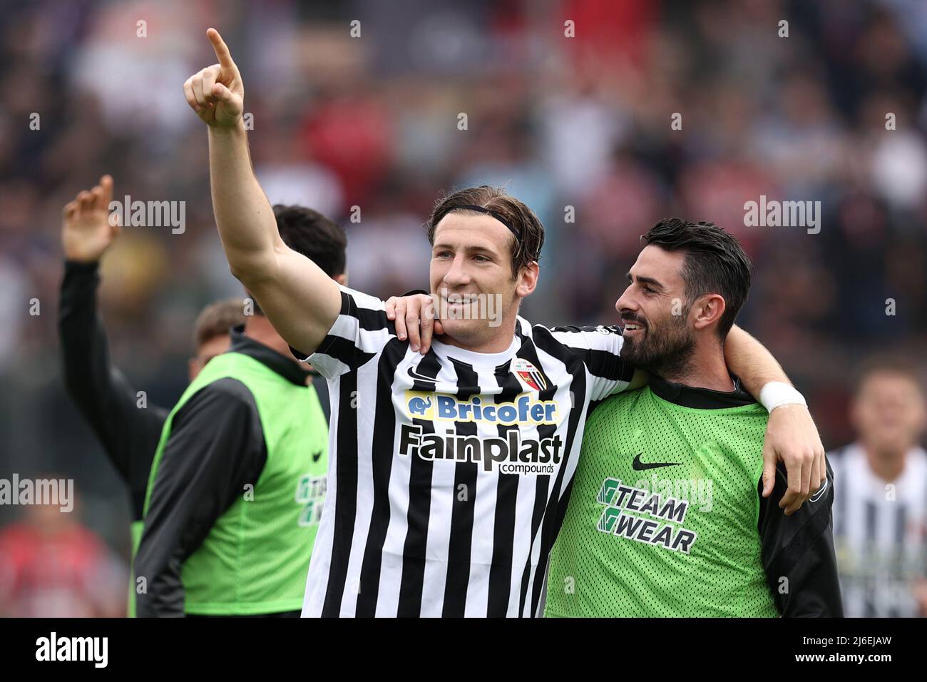 Stadio Giovanni Zini, Cremona, Italy, April 30, 2022, Federico Baschirotto  (Ascoli Calcio 1898) celebrates after scoring his side's first goal of the  Stock Photo - Alamy