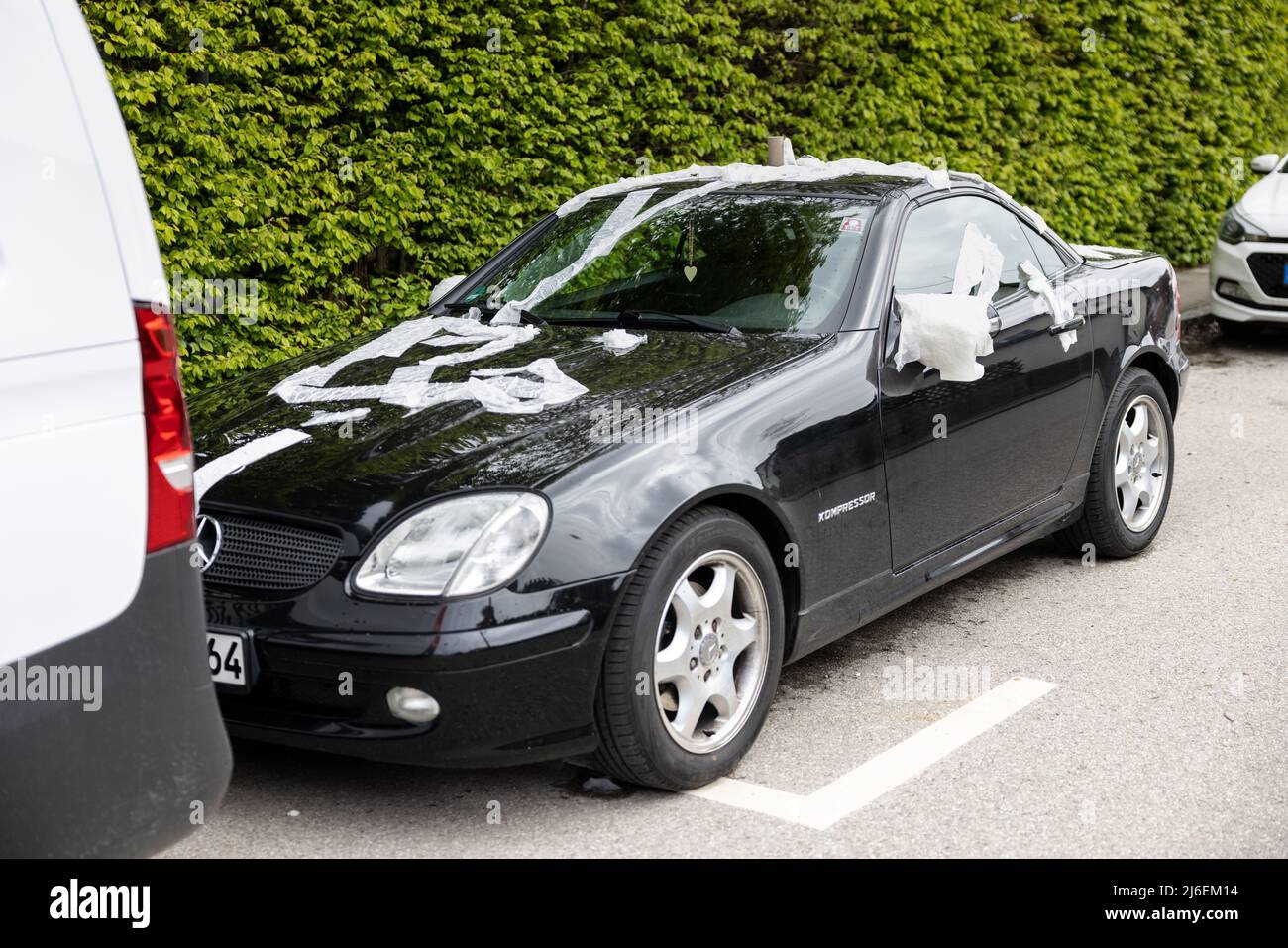 01 May 2022, Bavaria, Perchting: A car soiled with toilet paper is seen after the free night. The so-called Free Night from April 30 to May 1 is a time when young people, especially in southern Germany, like to play pranks. Photo: Matthias Balk/dpa Stock Photo