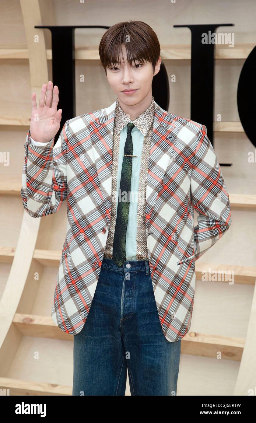 Hwang In Yeops New Look At Dior Event Under Criticism For Not Doing His  Visuals Any Justice