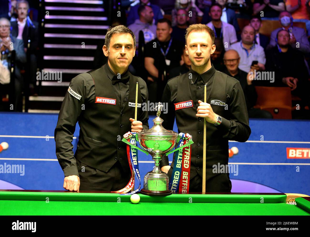 May 1st 2022 Crucible Theatre, Sheffield Yorkshire, England; Betfred World Championship Snooker Final, Ronnie OSullivan