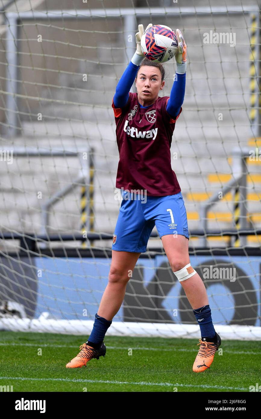 LEIGH, UK.  MAY 2ND Mackenzie Arnold of West Ham United Women Football Club warming up during the Barclays FA Women's Super League match between Manchester United and West Ham United at Leigh Sports Stadium, Leigh on Monday 2nd May 2022. (Credit: Eddie Garvey | MI News) Credit: MI News & Sport /Alamy Live News Stock Photo