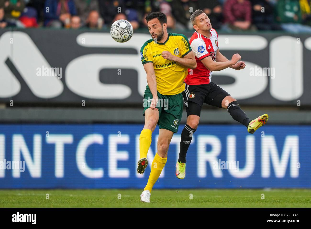 Sittard - Andreas Samaris of Fortuna Sittard, Bryan Linssen of Feyenoord during the match between Fortuna Sittard v Feyenoord at Fortuna Sittard Stadion on 1 May 2022 in Sittard, Netherlands. (Box to Box Pictures/Tom Bode) Stock Photo