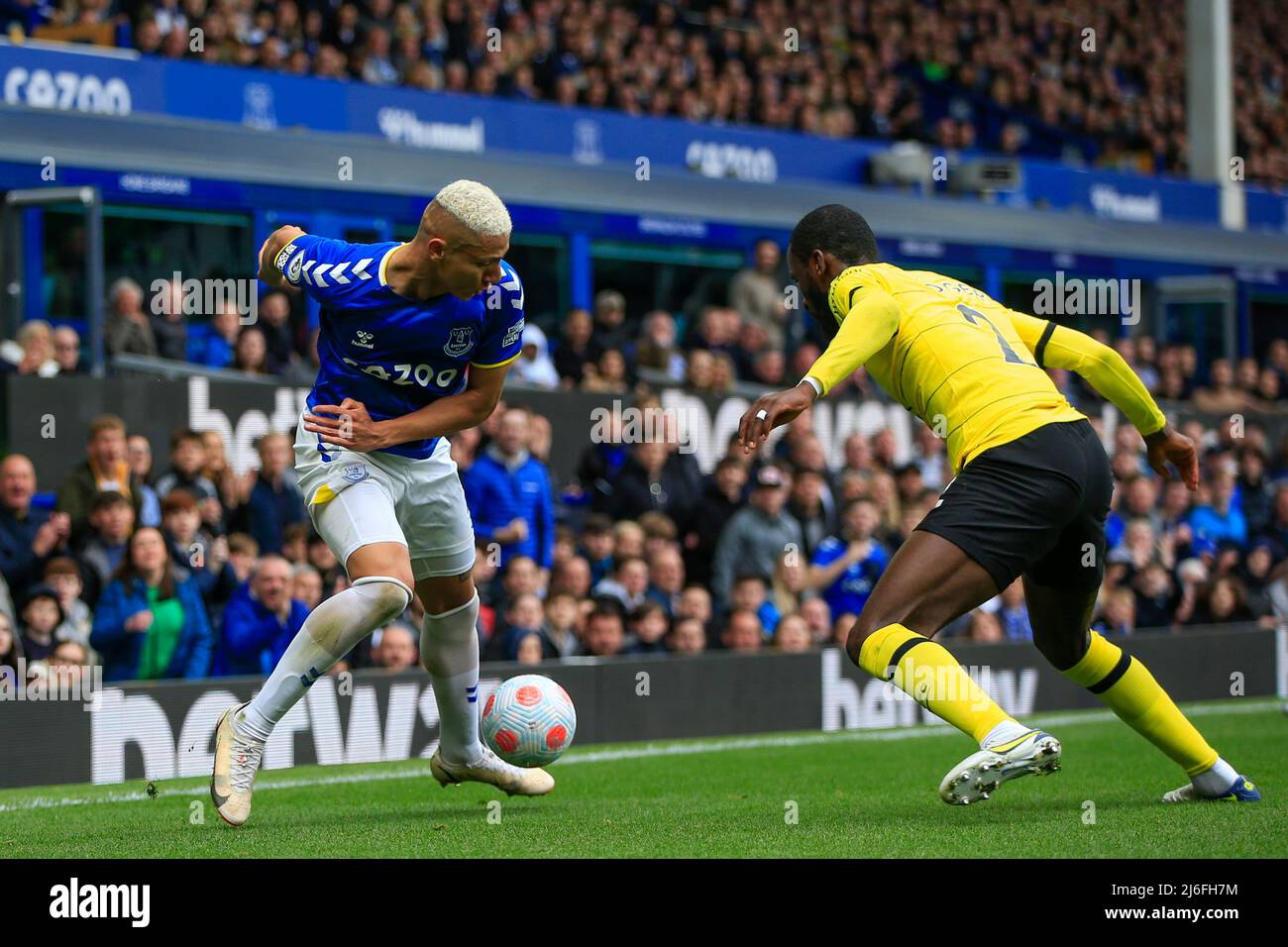 Richarlison #7 of Everton is confronted by Antonio Rudiger #2 of Chelsea Stock Photo