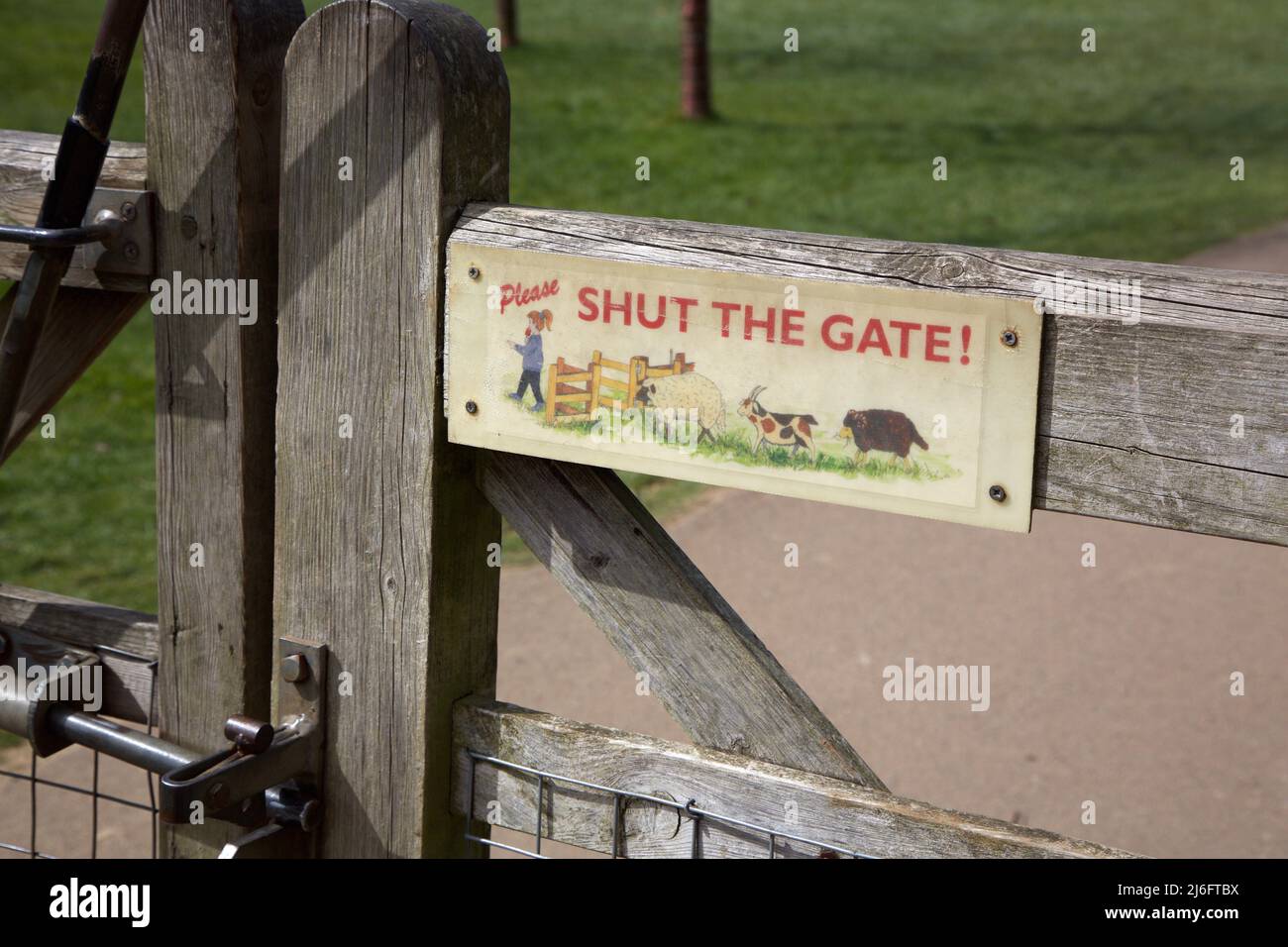 Shut the Gate sign at a farm Stock Photo