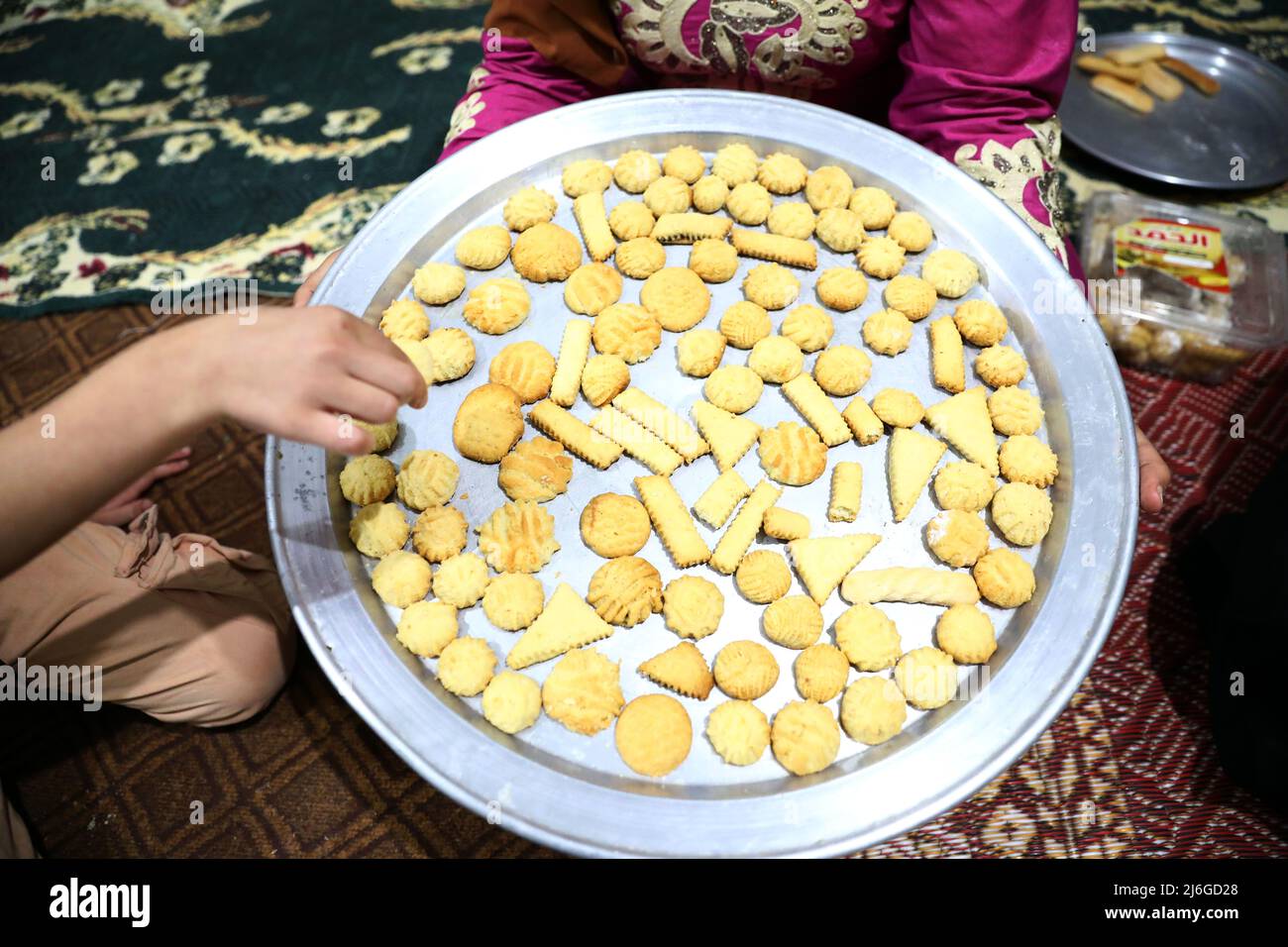 (220501) MONUFIA , May 1, 2022 (Xinhua) An Egyptian family