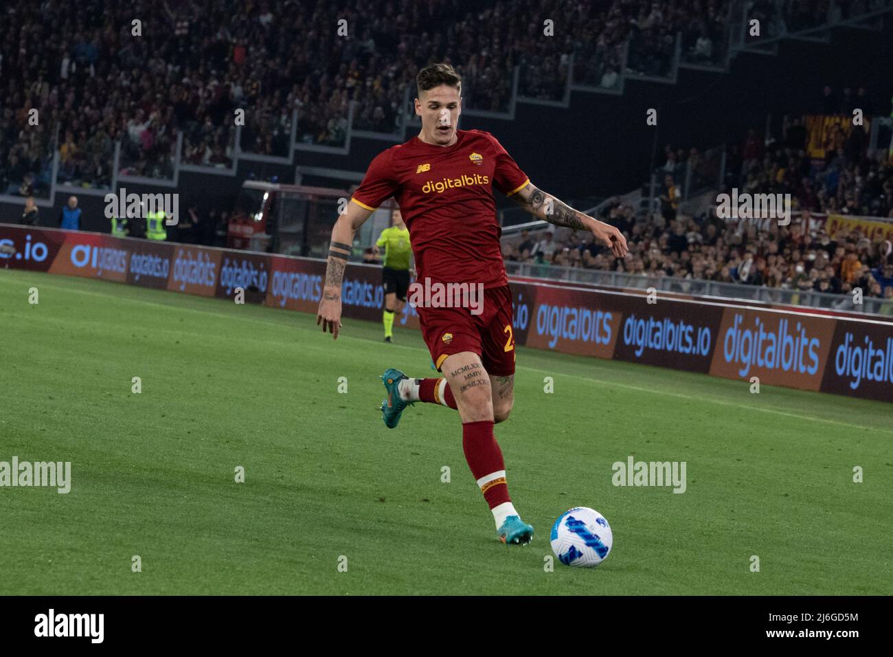 Rome Italy 2022 Nicolo Zaniolo Roma Vanheusden Gen Action Italian – Stock  Editorial Photo © m.iacobucci.tiscali.it #546111772