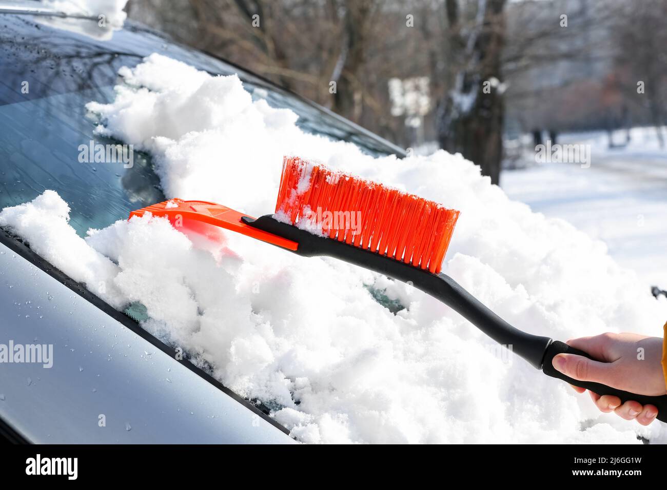 Removing car cover hires stock photography and images Alamy