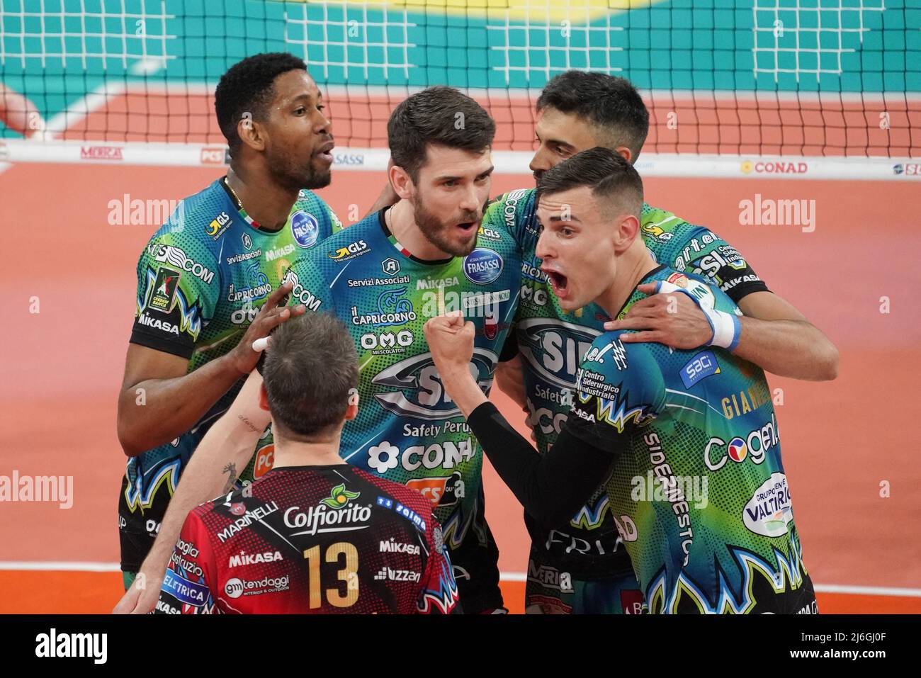 Pala Barton, Perugia, Italy, May 01, 2022, sir safety conad perugia  exultation during Play Off - Sir Safety Conad Perugia vs Cucine Lube  Civitanova - Volleyball Italian Serie A Men Superleague Championship Stock  Photo - Alamy