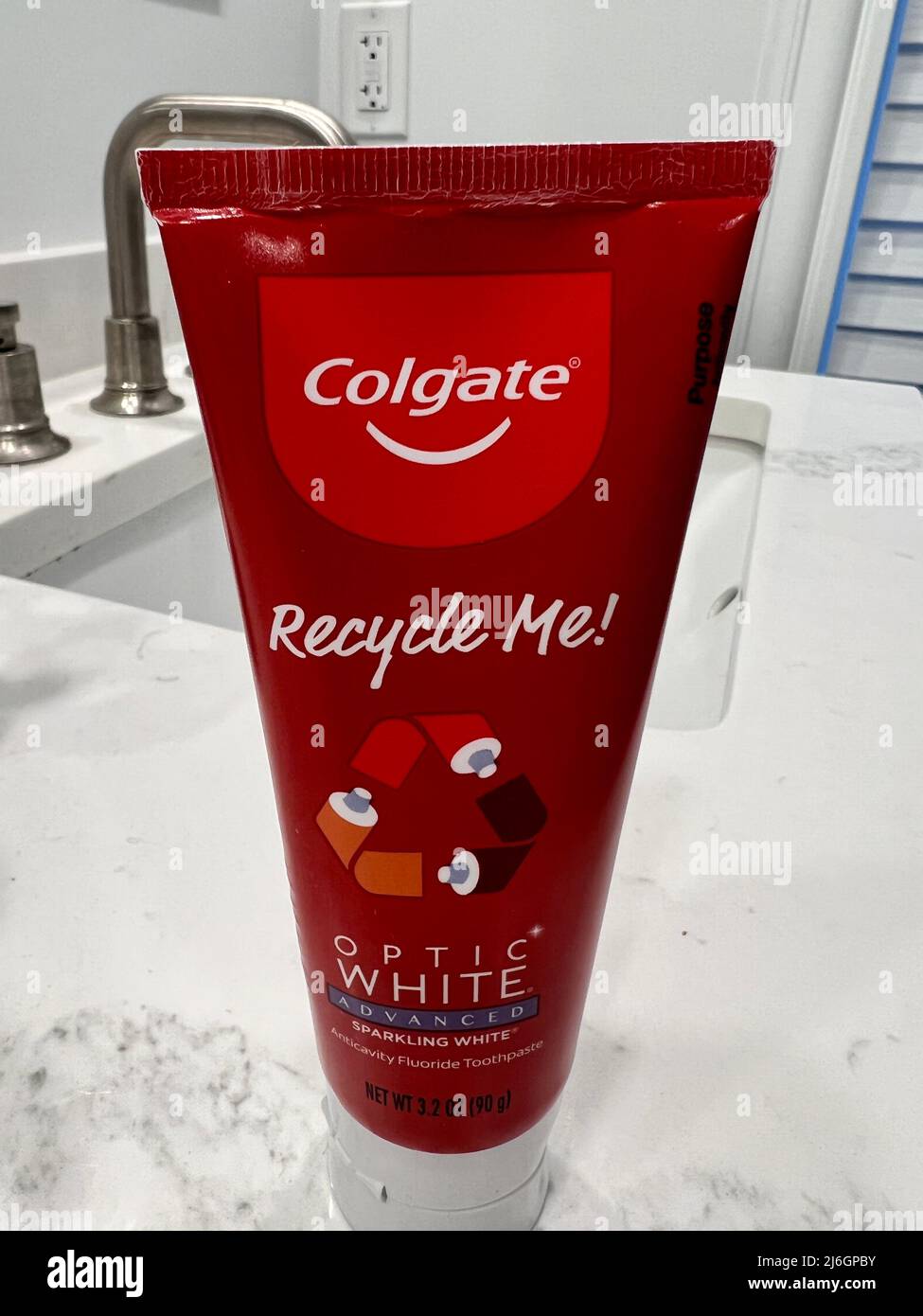 Colgate Optic White toothpaste in new recyclable packaging. Stock Photo