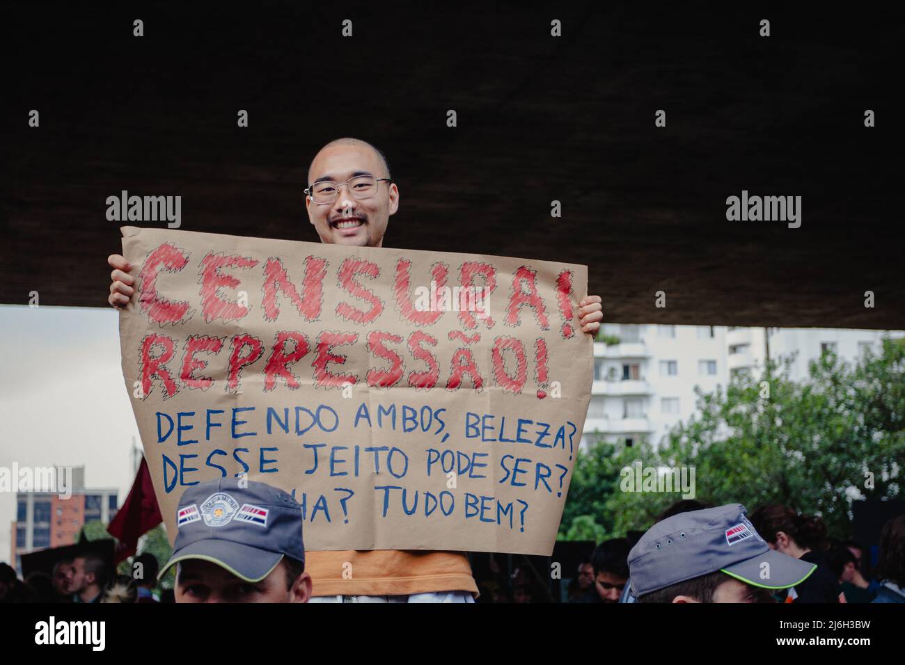 Sao Paulo, Brazil. 28th May, 2011. Demonstrators gather outside Art Museum of Sao Paulo (MASP) during 'Marcha da Liberdade' (Freedom March) along Paulista Avenue in Sao Paulo, Brazil. Despite the prohibition, the demonstrators were concentrated at MASP. After an initial delay the march set-off following talks between police and and leaders of the march, the protest was released to start at 16:00, since there is no apology to drugs. The Freedom March emerged after the police repression that occurred a week earlier, at the 'Marcha da Maconha' (Marijuana March). Stock Photo