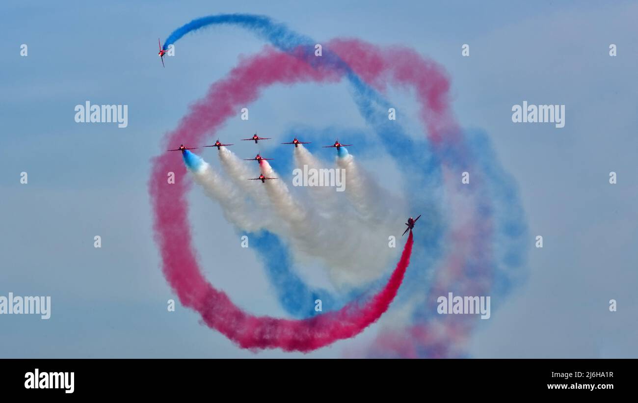 RAF Red Arrows Display Team Stock Photo Alamy