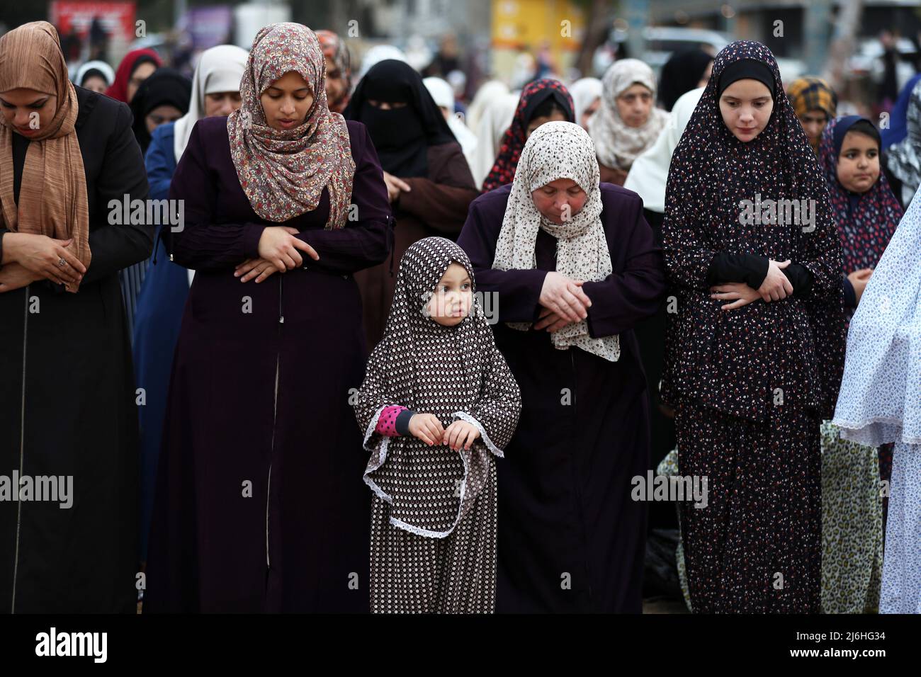 Gaza City, Palestine. 1st May 2022. Palestinian Muslims perform morning