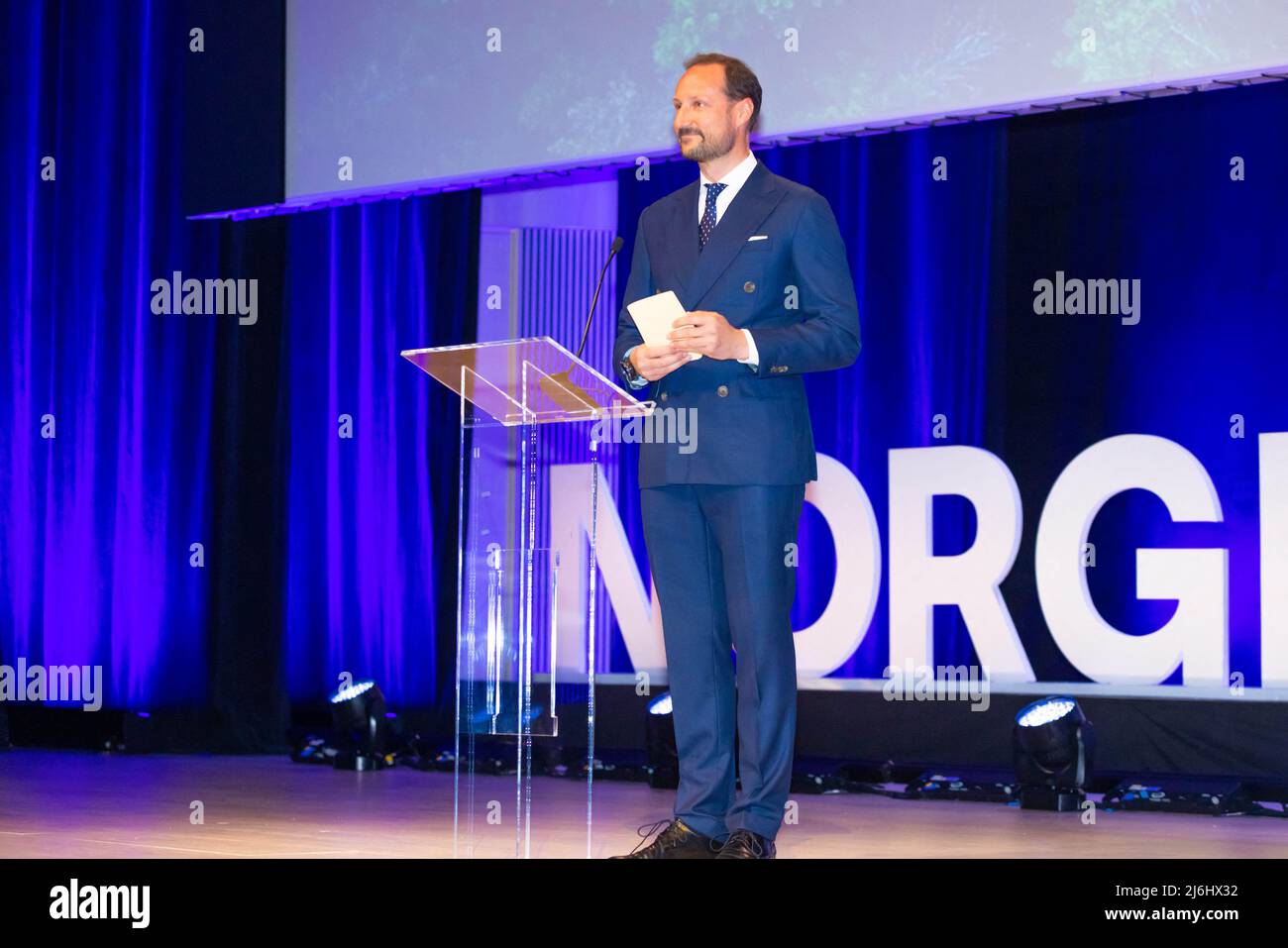 Sweden Prince Haakon at the Karolinska Institutet on the 1st day of the official 3 day visit of the Norwegian couple to Sweden. Stockholm, Sweden on April 2, 2022. Photo by Charlotte Brunzell/Stella Pictures/ABACAPRESS.COM Stock Photo