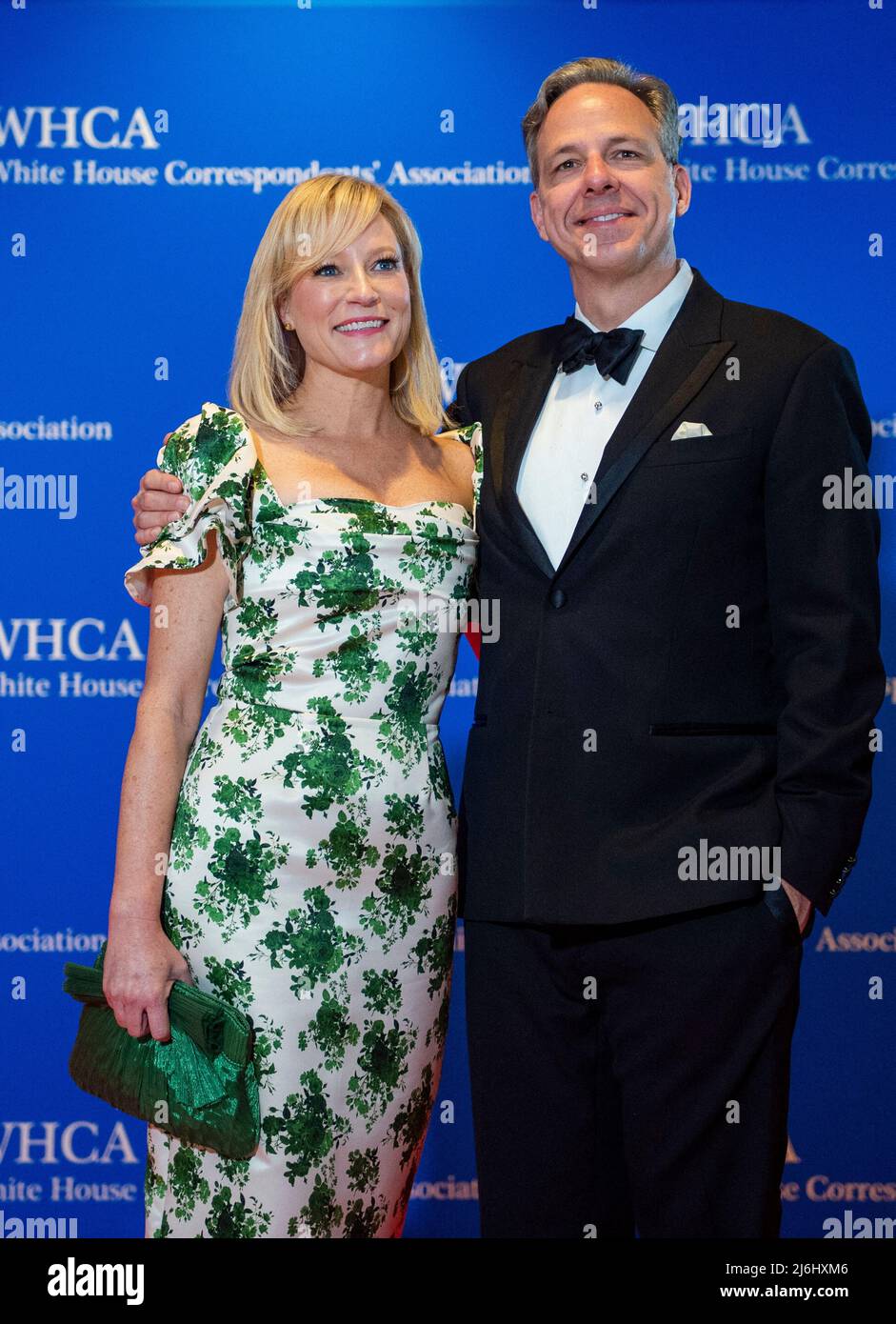 Jennifer Marie Brown and Jake Tapper arrives for the 2022 White House