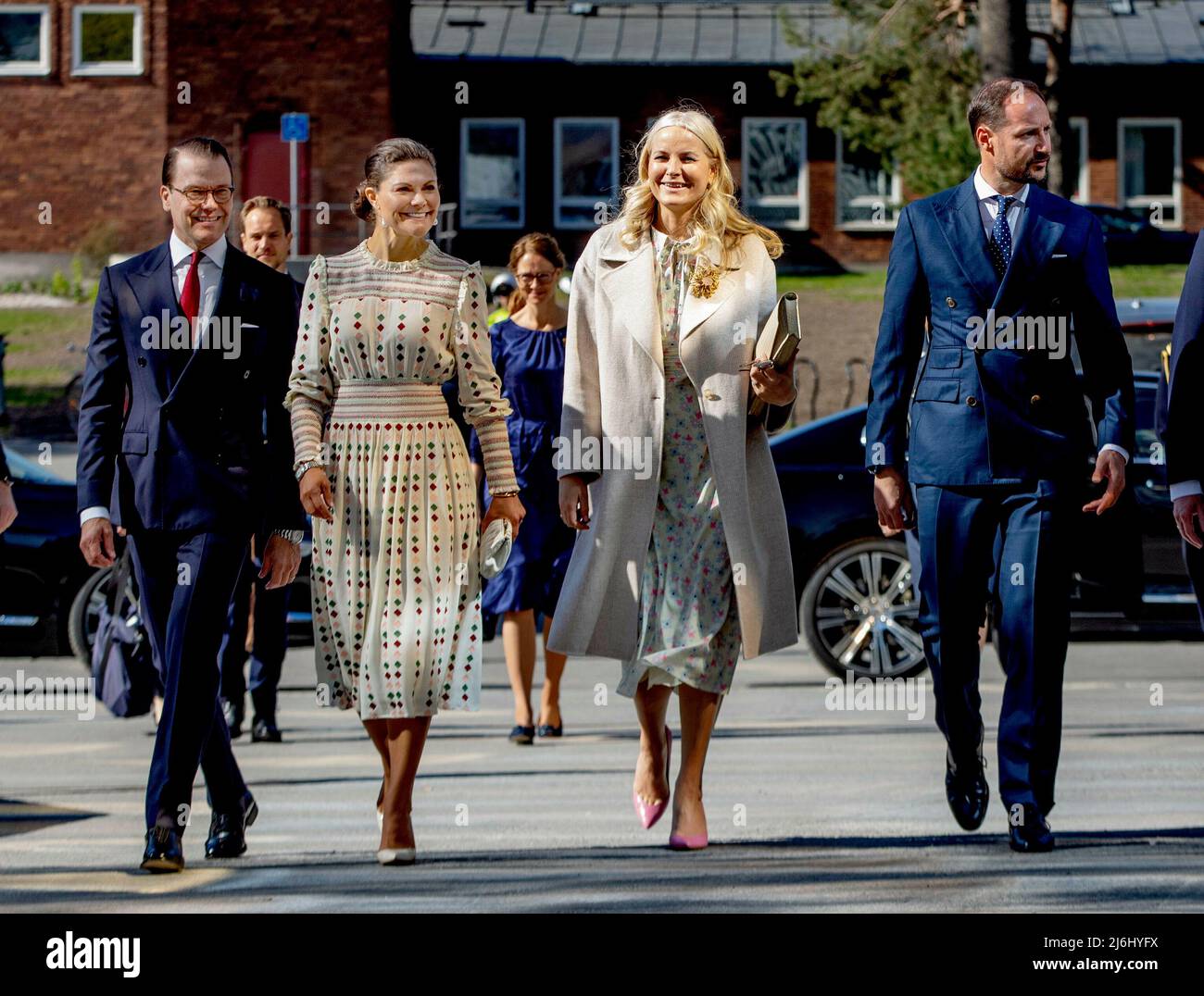 Crown Princess Victoria and Prince Daniel of Sweden, Crown Prince Haakon and Crown Princess Mette Marit of Norway arrive at the Karolinska Institutet in Solna, on May 02, 2022, to attend the opening of a business seminar, on the 1st of a 3 days Official Visit to Sweden from Norway Photo: Albert Nieboer / Netherlands OUT / Point de Vue OUT Stock Photo