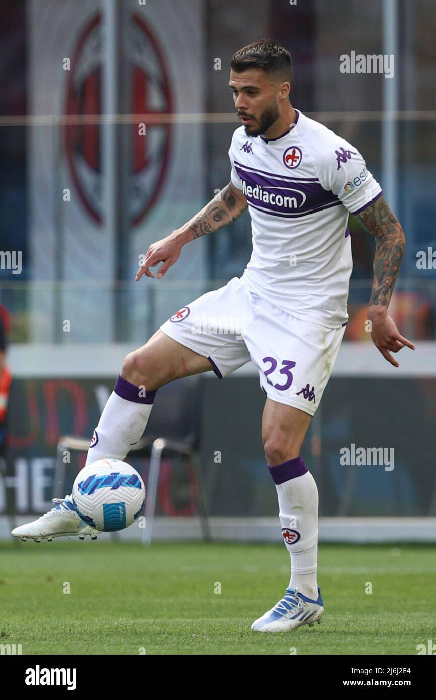 Milan, Italy. 01st May, 2022. Vincenzo Italiano , head coach of Afc  Fiorentina looks on during the Serie A match between Ac Milan and Acf  Fiorentina at Stadio Giuseppe Meazza on May,1