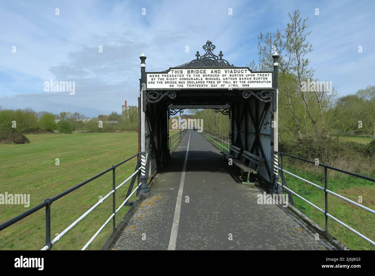 bridge-and-viaduct-burton-on-trent-stock-photo-alamy