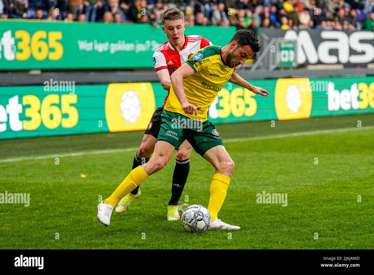 Sittard - Patrik Walemark of Feyenoord, Andreas Samaris of Fortuna Sittard during the match between Fortuna Sittard v Feyenoord at Fortuna Sittard Stadion on 1 May 2022 in Sittard, Netherlands. (Box to Box Pictures/Yannick Verhoeven) Stock Photo