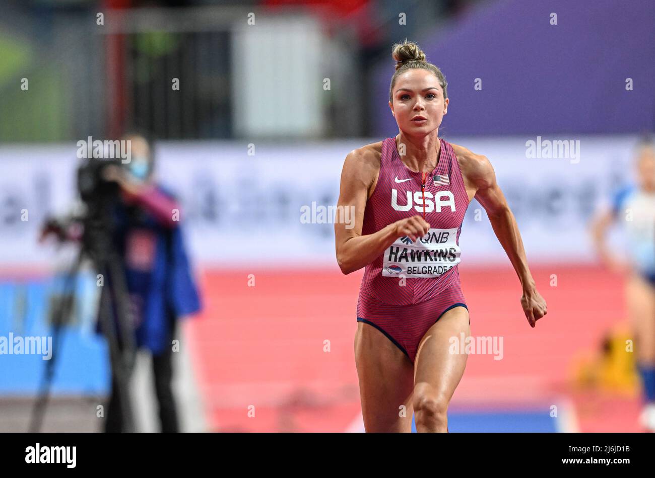 Chari Hawkins participating in the Belgrade 2022 World Indoor