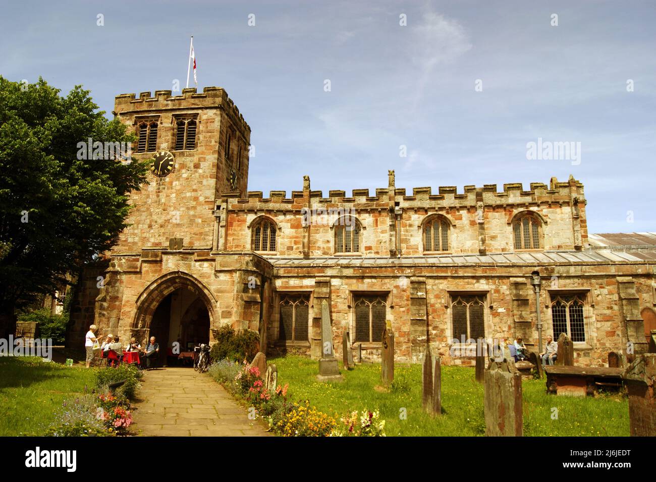 APPLEBY. CUMBRIA. ENGLAND. 06-06-14. The exterior of the Chuirch of St. Lawrence on a sunny day. The church contains monuments to the local   aristocr Stock Photo