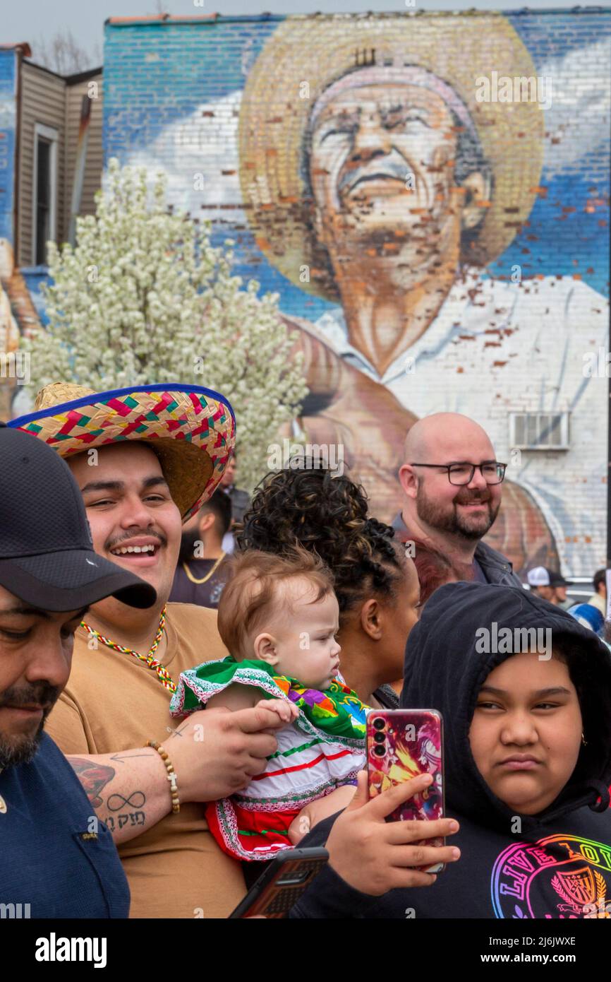 Detroit, Michigan USA - 1 May 2022 - Thousands lined Vernor Highway to watch the Cinco de Mayo parade in Detroit's Mexican-American neighborhood. The annual parade returned in 2022 after a two-year hiatus due to the pandemic. Cinco de Mayo celebrates a Mexican victory over the French on May 5, 1862. Credit: Jim West/Alamy Live News Stock Photo