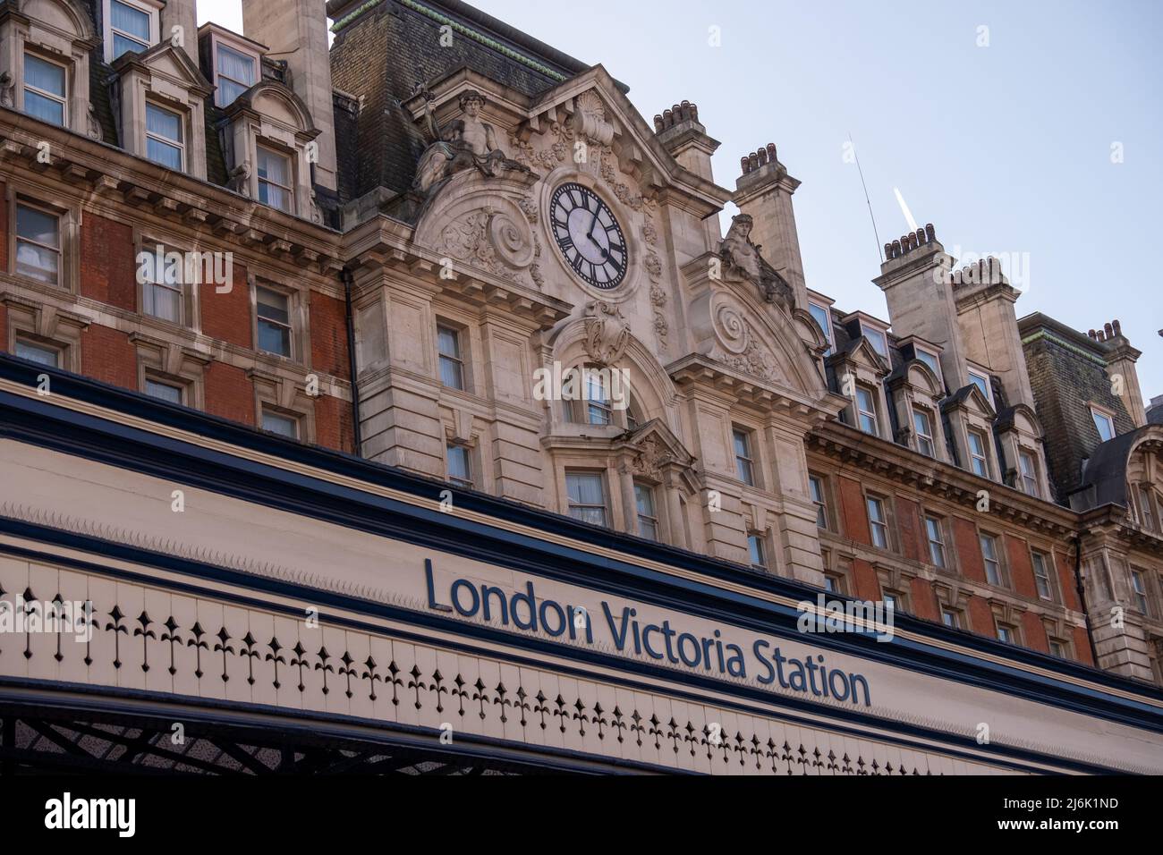 London- April 2022: London- April 2022: London Victoria Station exterior, a major London railway terminus and underground station Stock Photo