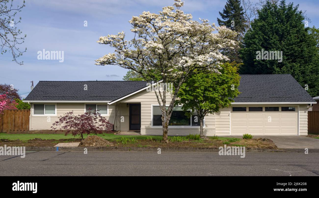 Ranch style large house in a neighborhood Gresham Oregon Stock Photo