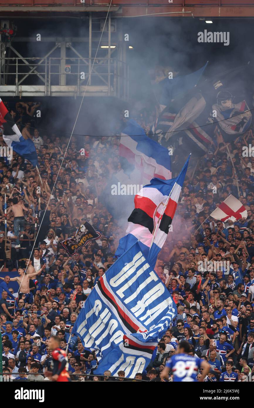Uc Sampdoria Supporters Hi res Stock Photography And Images Alamy