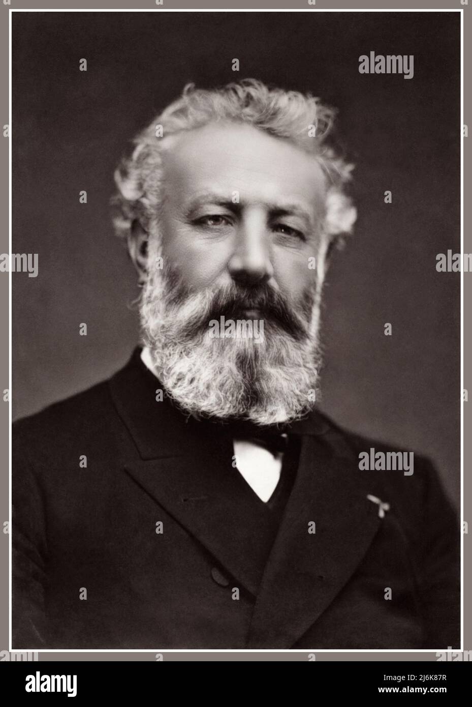 JULES VERNE Etienne Carjat's photo of Jules Verne in Nantes  from the Société de Géographie, Paris copy of Year 2, Issue 11 of the Paris-Artiste Woodburytype, Date Pubished c. 9 February 1884. Stock Photo