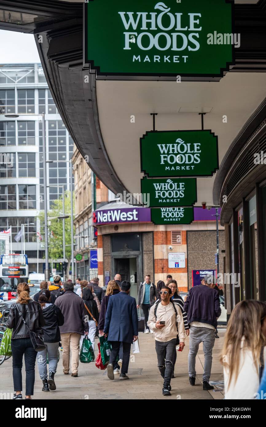London, April 2022: Whole Foods store on High Street Kensington Stock Photo