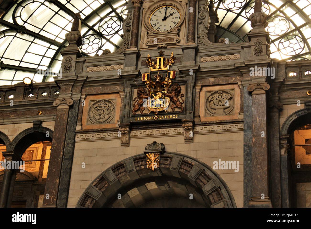 Antwerpen-Centraal station - Antwerp Train station Stock Photo