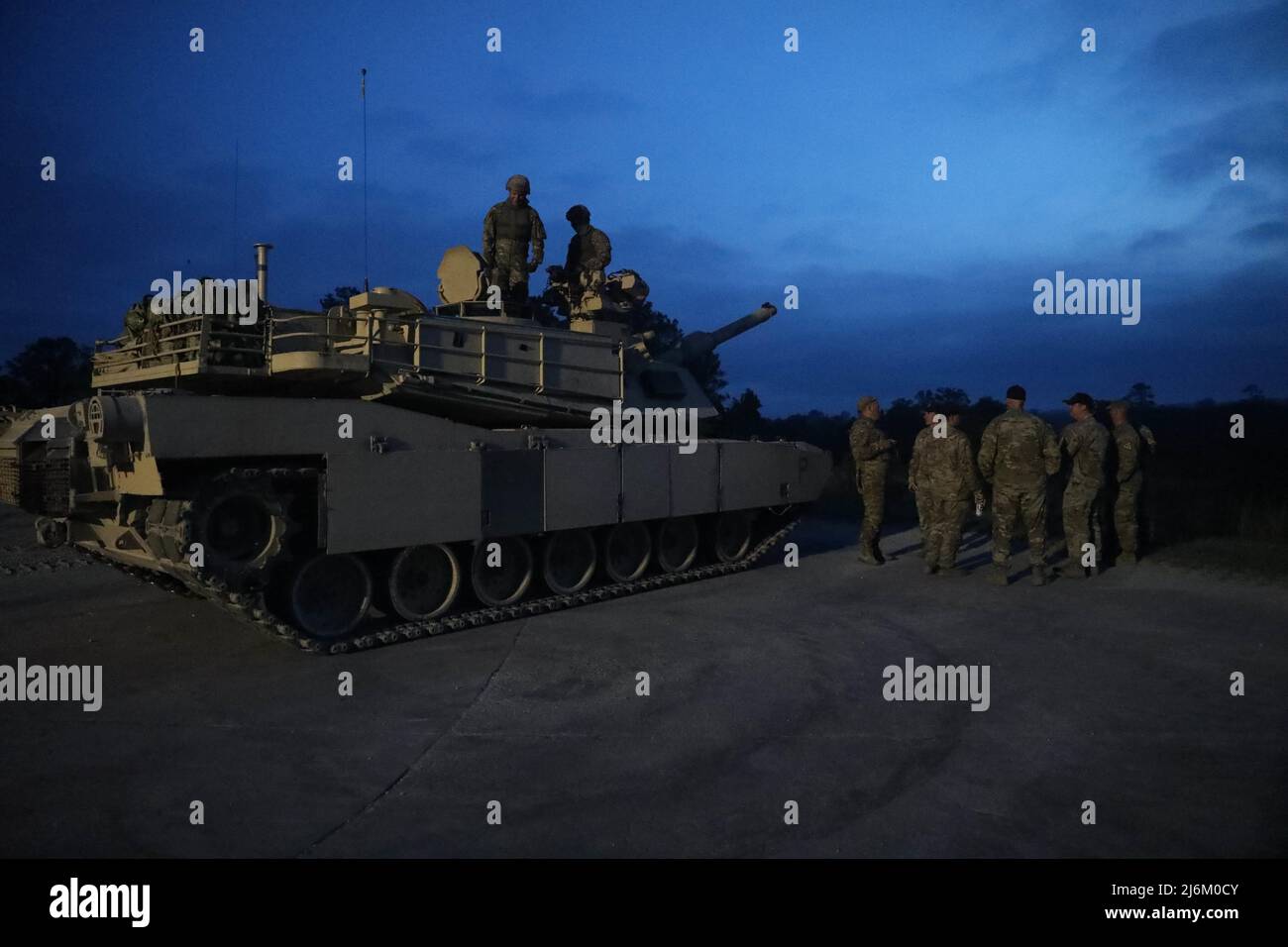 M1a2 sep v2 main battle tank hires stock photography and images Alamy