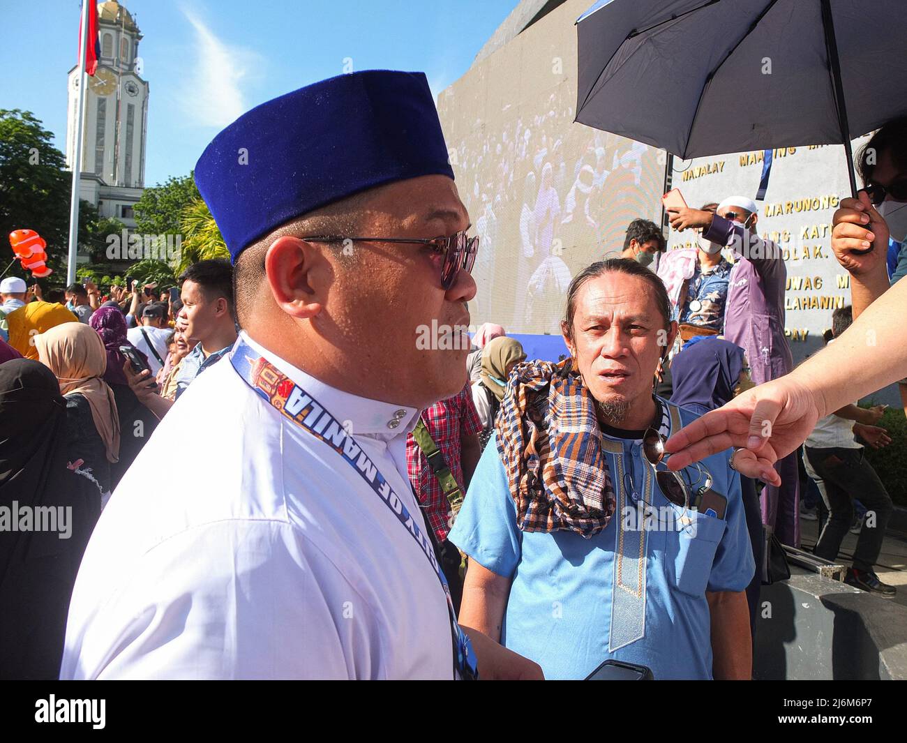 muslim-imam-jalal-jamil-ustad-speaks-to-the-muslim-community-during-the
