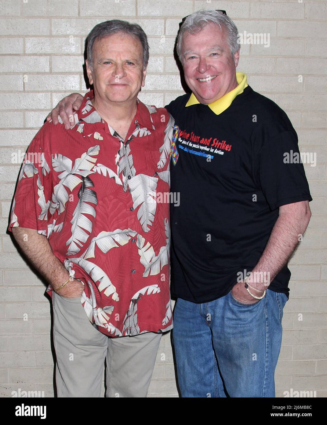 Jerry verDorn an American soap opera actor died Sunday, April 30, 2022  after a long battle with cancer at the age of 72. Bob Woods & Jerry verDorn  11th Annual Daytime Stars