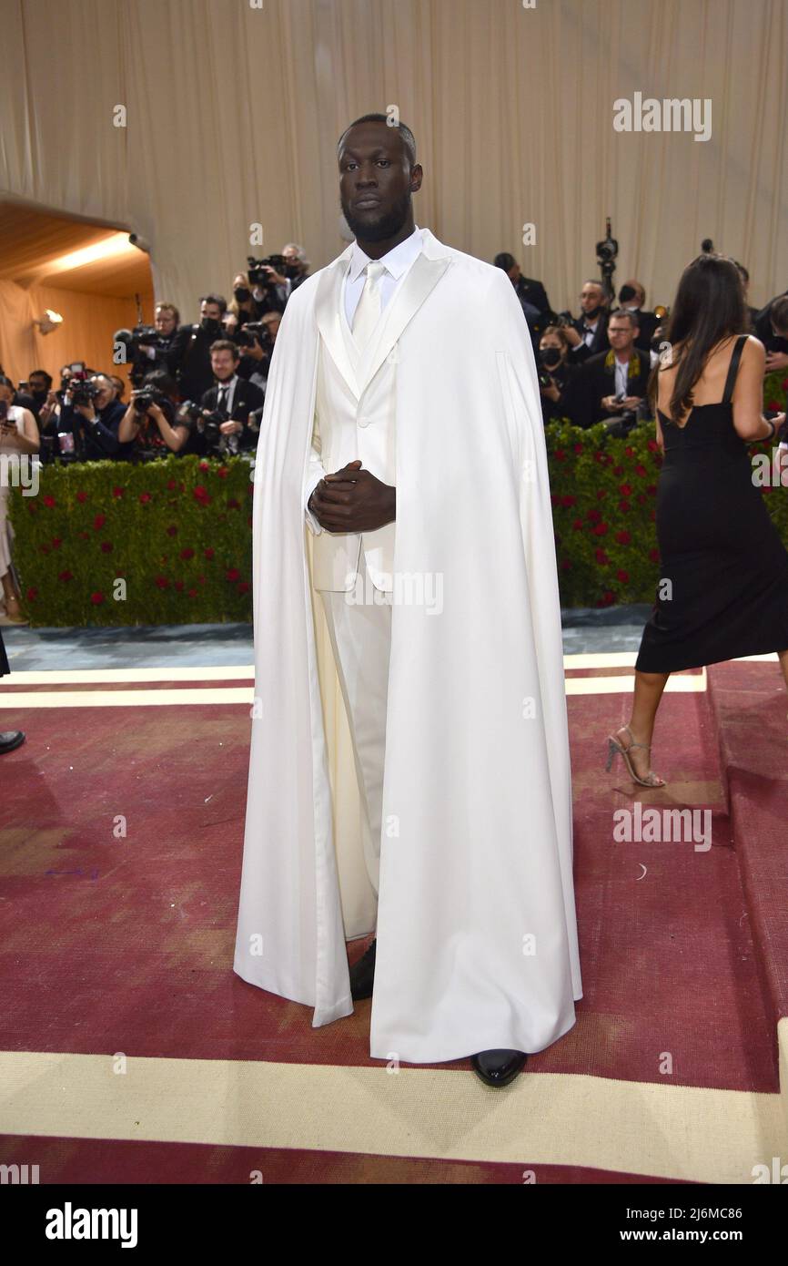 New York, NY, USA. 2nd May, 2022.Stormzy, in Burberry at arrivals for Met  Gala Costume Institute Benefit and Opening of In America: An Anthology of  Fashion - Part 1, The Metropolitan Museum