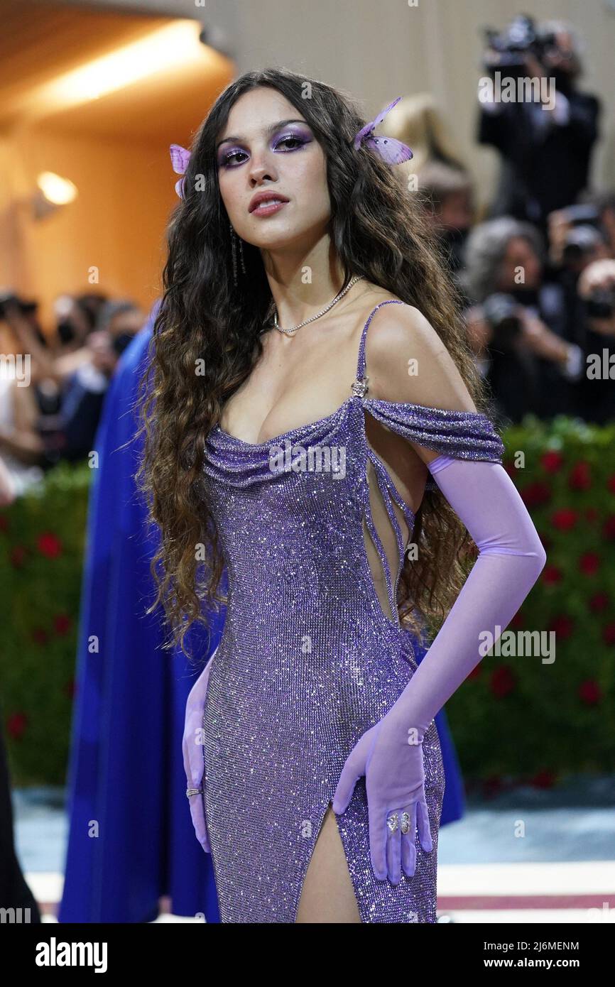 New York, NY, USA. 2nd May, 2022. Olivia Rodrigo, in Versace at ...