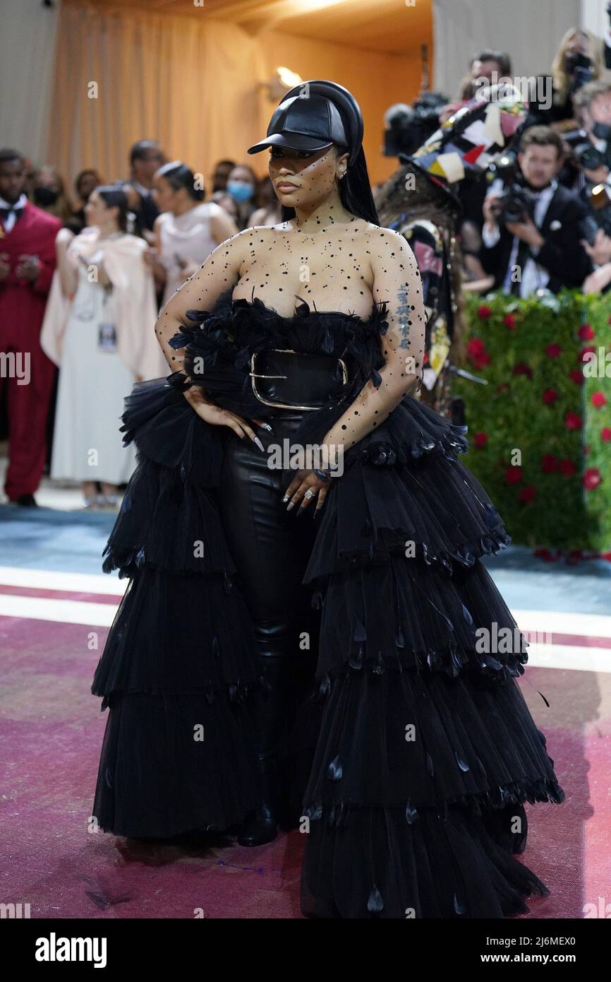 New York, NY, USA. 2nd May, 2022. Nicki Minaj, in Burberry at arrivals for  Met Gala Costume Institute Benefit and Opening of In America: An Anthology  of Fashion - Part 2, The
