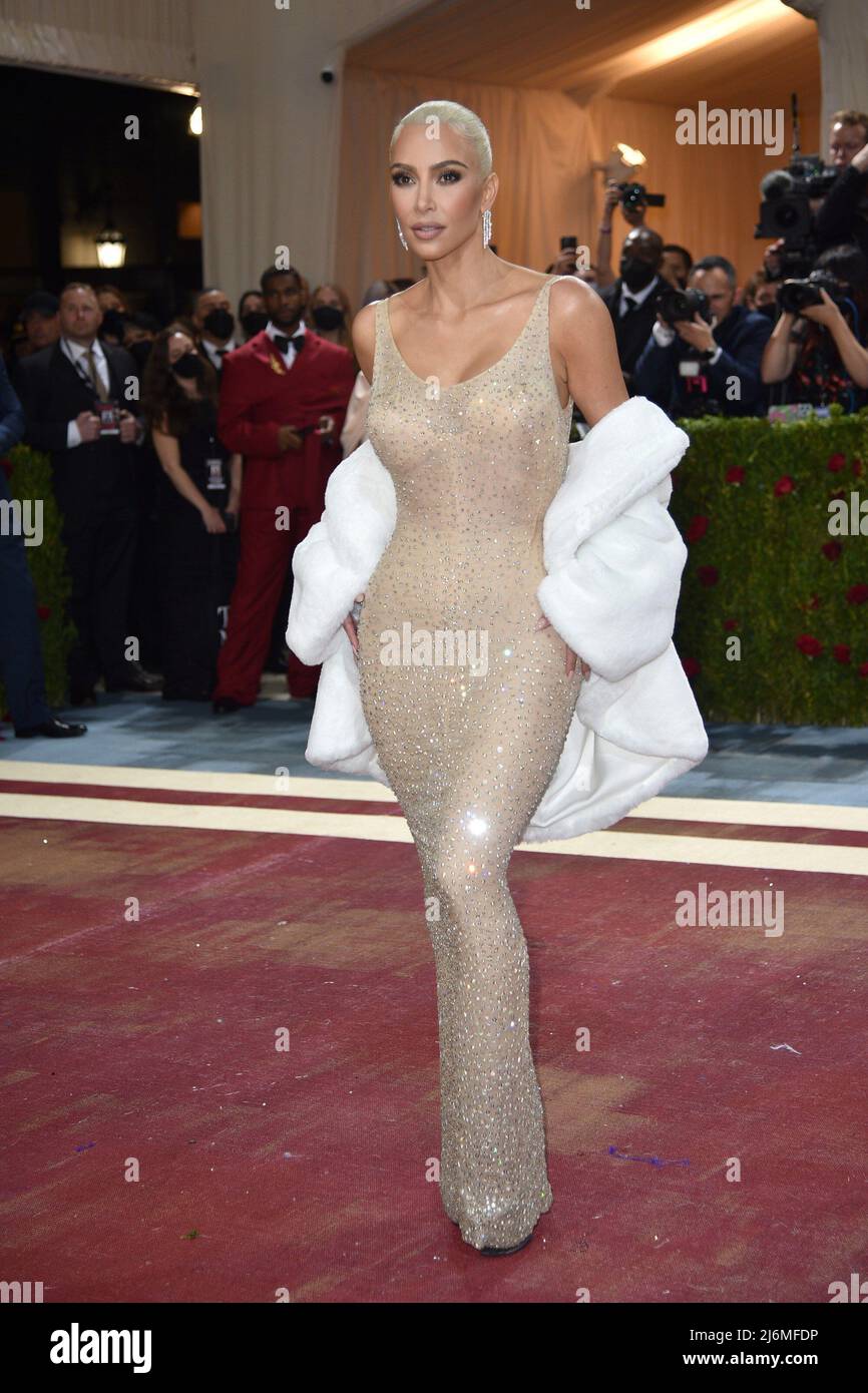 Marilyn monroe red carpet hi-res stock photography and images - Alamy