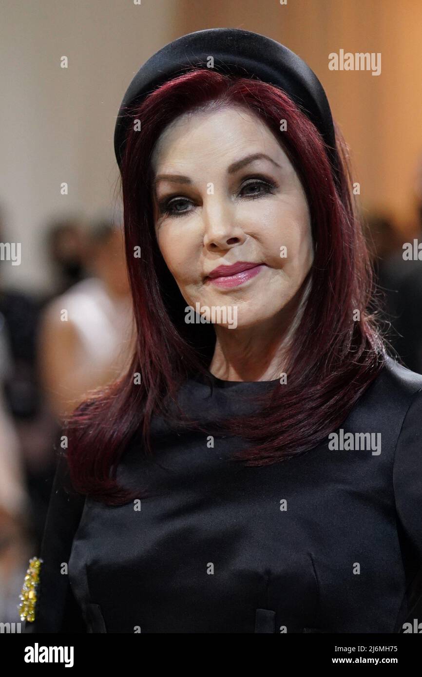 New York, NY, USA. 2nd May, 2022. Priscilla Presley at arrivals for Met