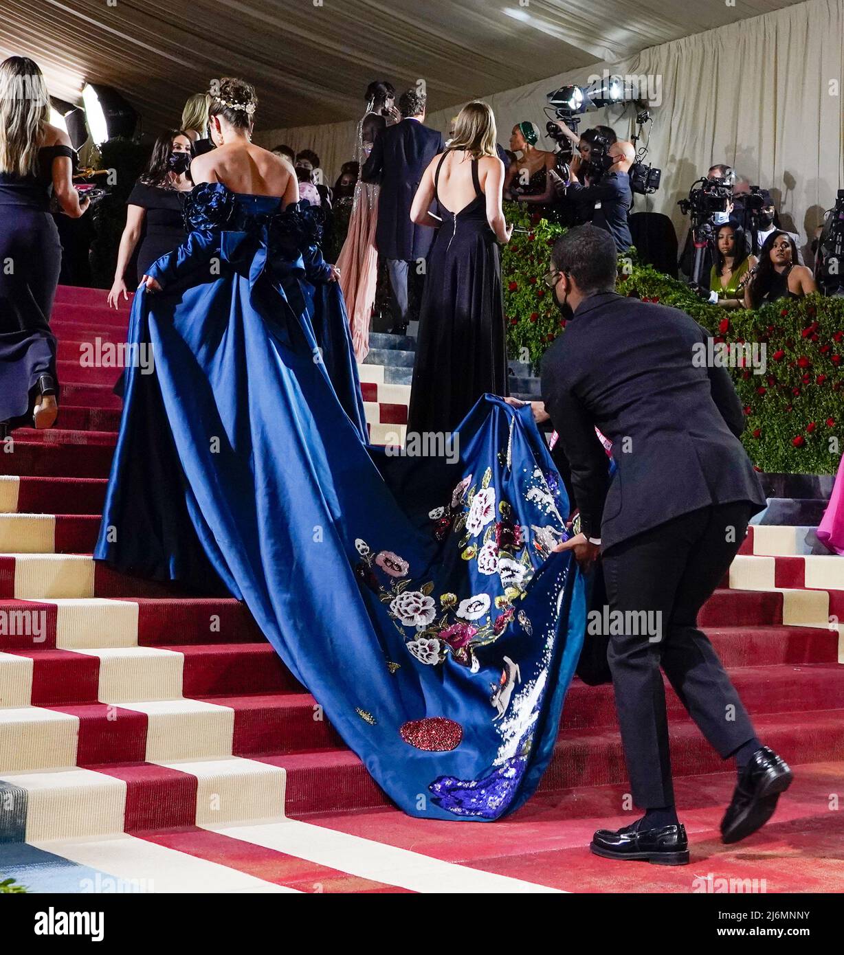 6 Great Looks From Met Gala 2022 vrogue.co