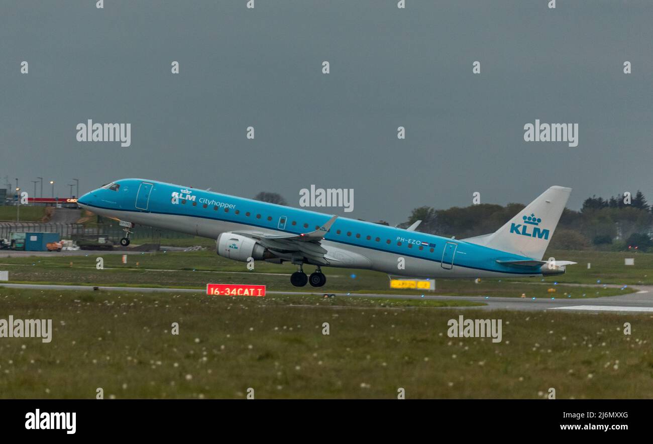 Cork Airport, Cork, Ireland. 03rd May, 2022. Wheels up for an early morning KLM flight to Amsterdam from Cork Airport, Cork, Ireland. - Credit; David Creedon / Alamy Live News Stock Photo