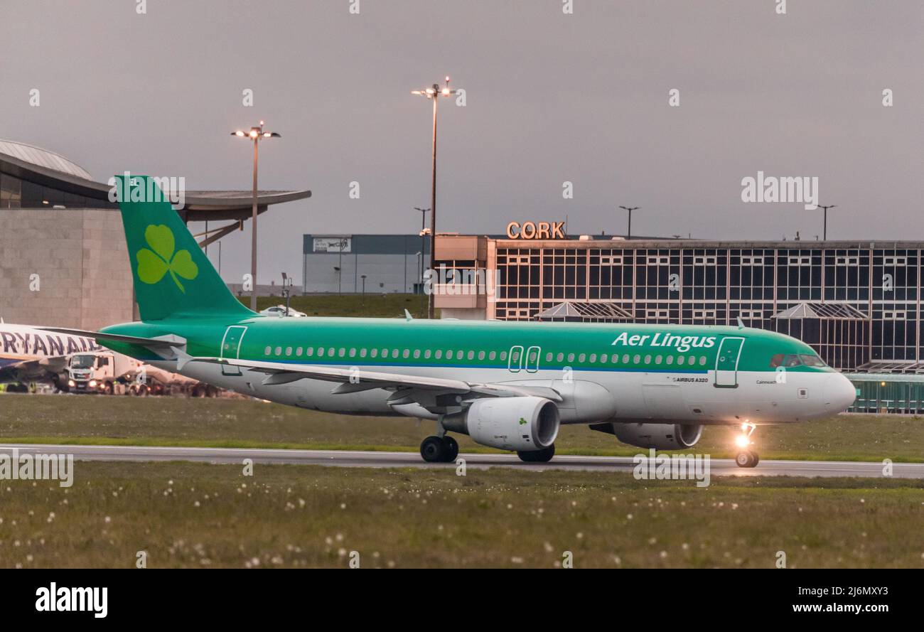 Cork Airport, Cork, Ireland. 03rd May, 2022. Aer Lingus Airbus A320 taxiing to a runway as she begins a flight to Amsterdam from Cork Airport, Cork, Ireland. - Credit; David Creedon / Alamy Live News Stock Photo