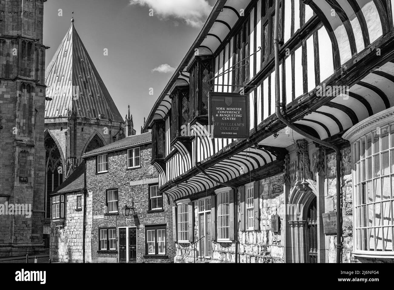 Heraldry window Black and White Stock Photos & Images - Alamy
