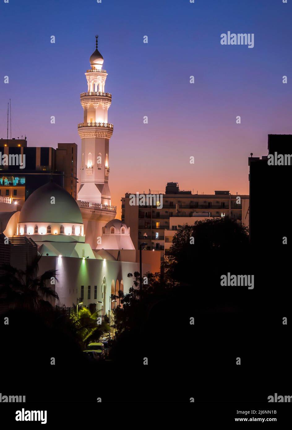 Grand mosque saudi arabia exterior hi-res stock photography and images