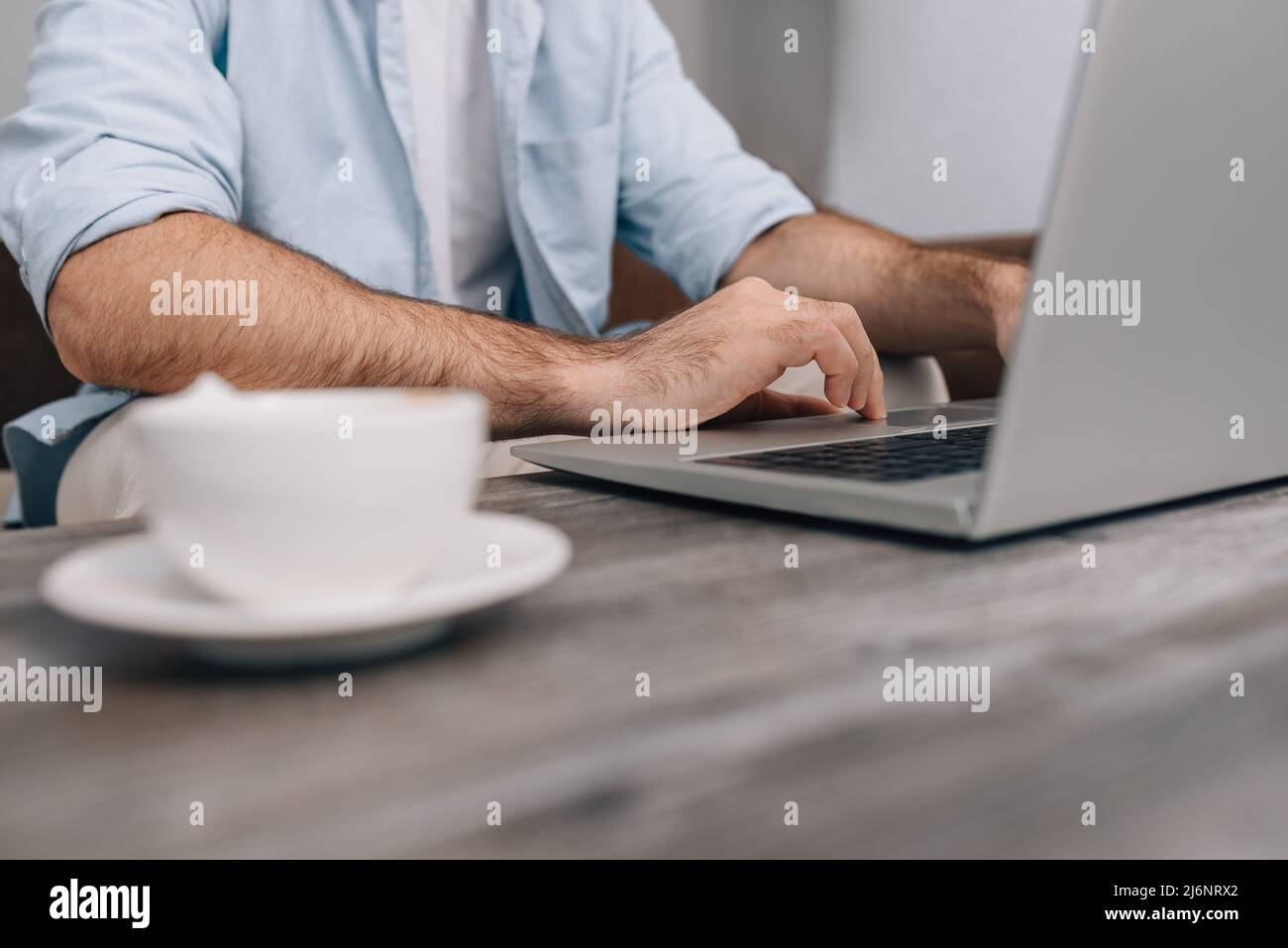 Working under the table hires stock photography and images Alamy