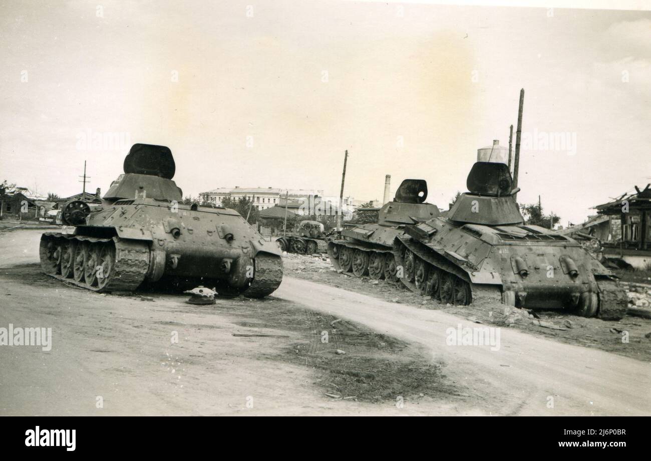 WWII WW2 german soldiers invades URSS - 28 august 1942, wehrmacht - Operation Barbarossa - Voronezh Russia - tank Stock Photo